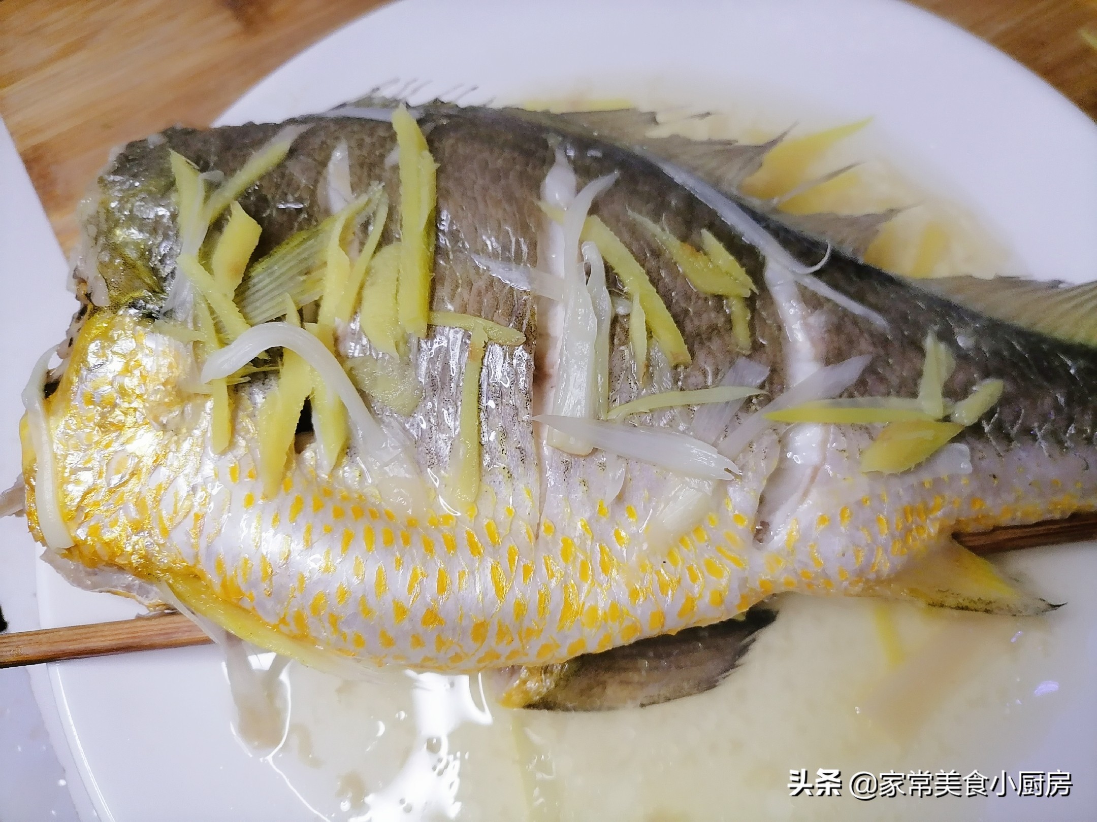 简单清蒸大黄鱼的最佳做法,清蒸大黄鱼怎么做最好吃