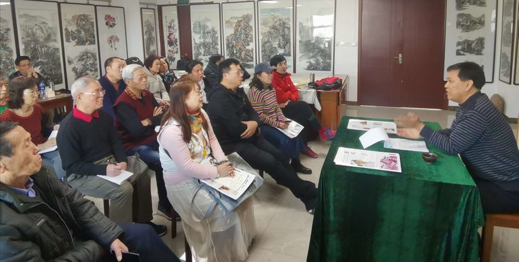 画讯俱乐部开办艺术讲堂，徐庆举分享感悟受到欢迎