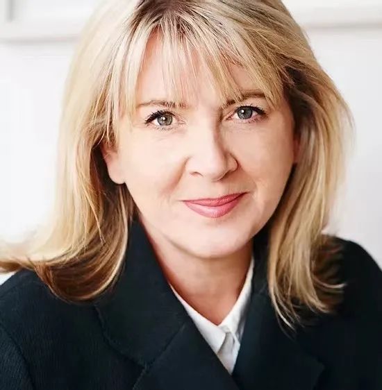 超有艺术灵气,她为奥克兰带去了一首充满活力的颂歌