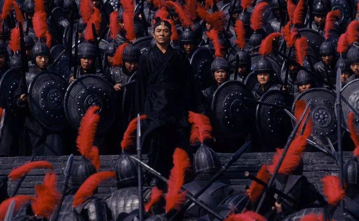 嬴政真的打不过荆轲吗,荆轲刺客刺秦失败是否剑术太差