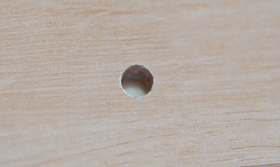 杞绘澗鍙堣垝閫傜殑宸ヤ綔,杞绘澗鐨勫伐浣滃拰鏈夋綔鍔涚殑宸ヤ綔