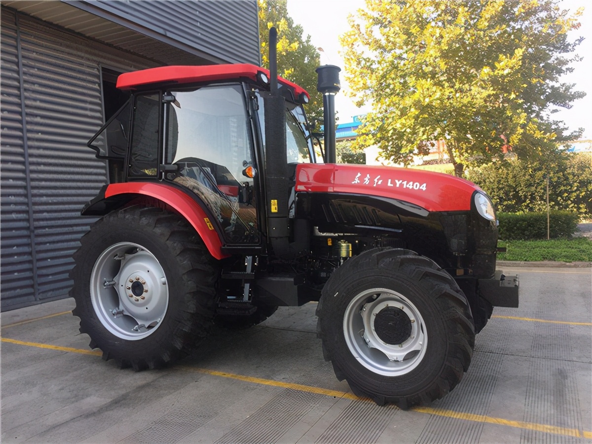 东方红拖拉机山东菏泽哪里有卖,东方红拖拉机山东潍坊哪里有卖