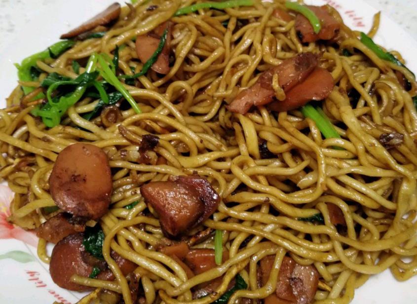 炒面怎么做不起坨不粘锅教你几招,炒面不成坨不粘锅的做法