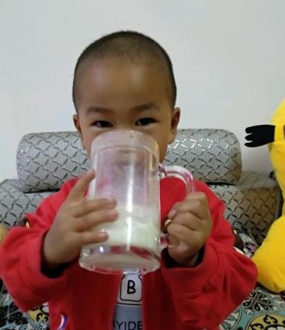 孩子被查出肾衰竭原来因吃盐太多,10个月宝宝肾衰竭怎么办