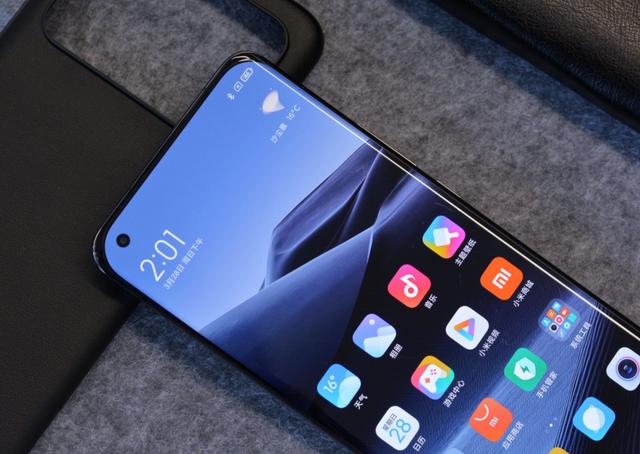 手机温度多少度才叫发热严重,视频聊天手机发热严重怎么回事