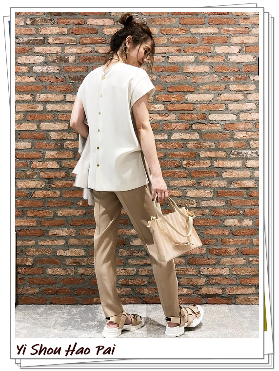 凉鞋运动风百搭推荐,潮流个性女士凉鞋运动系列