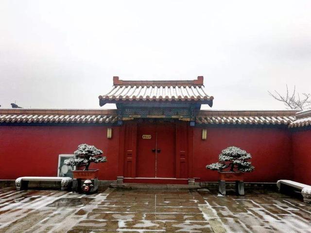 阖家祝福和合家祝福的区别,阖家幸福和合家欢乐意思是一样吗