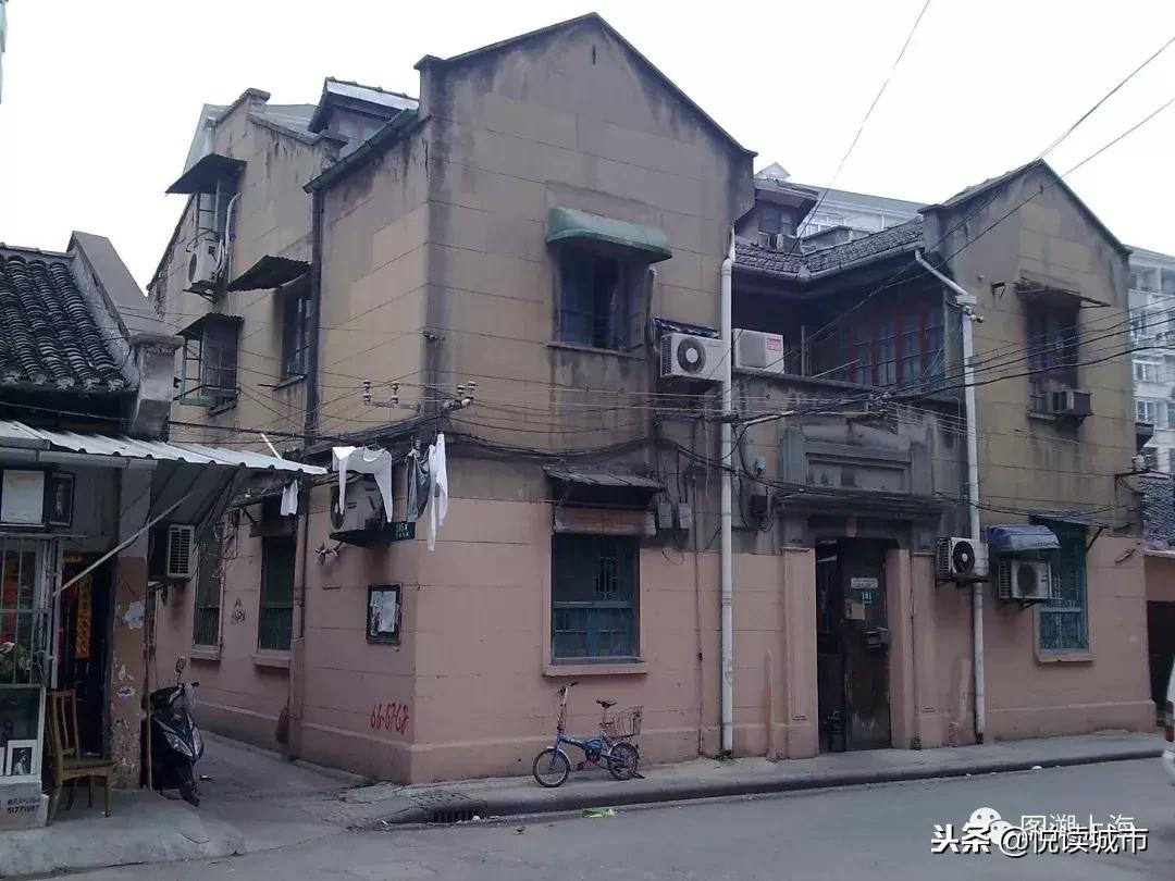 鎮﹁鍩庡競娴︿笢,鎮﹁鍩庡競