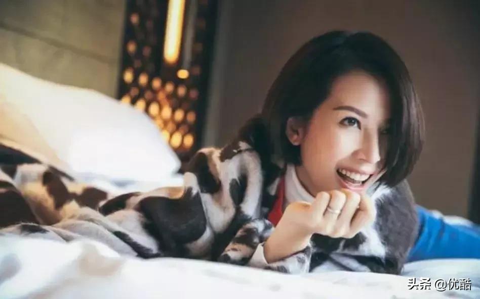 不管生几胎都可以恢复的瑜伽动作,怀孕可以做一字腿瑜伽吗