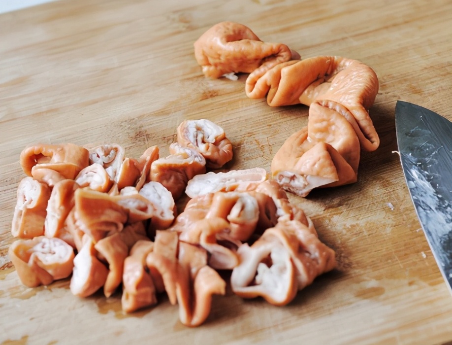 没有面粉大肠怎么处理,面粉清洗大肠的方法