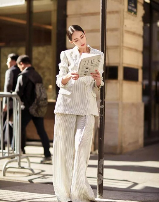 正装西装怎样搭配才显得柔和,西装要怎么搭配穿起来才好看