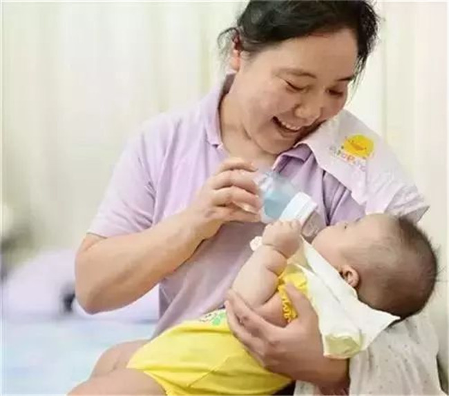 怎样才能找到一个合适的保姆,为啥找个靠谱保姆这么难