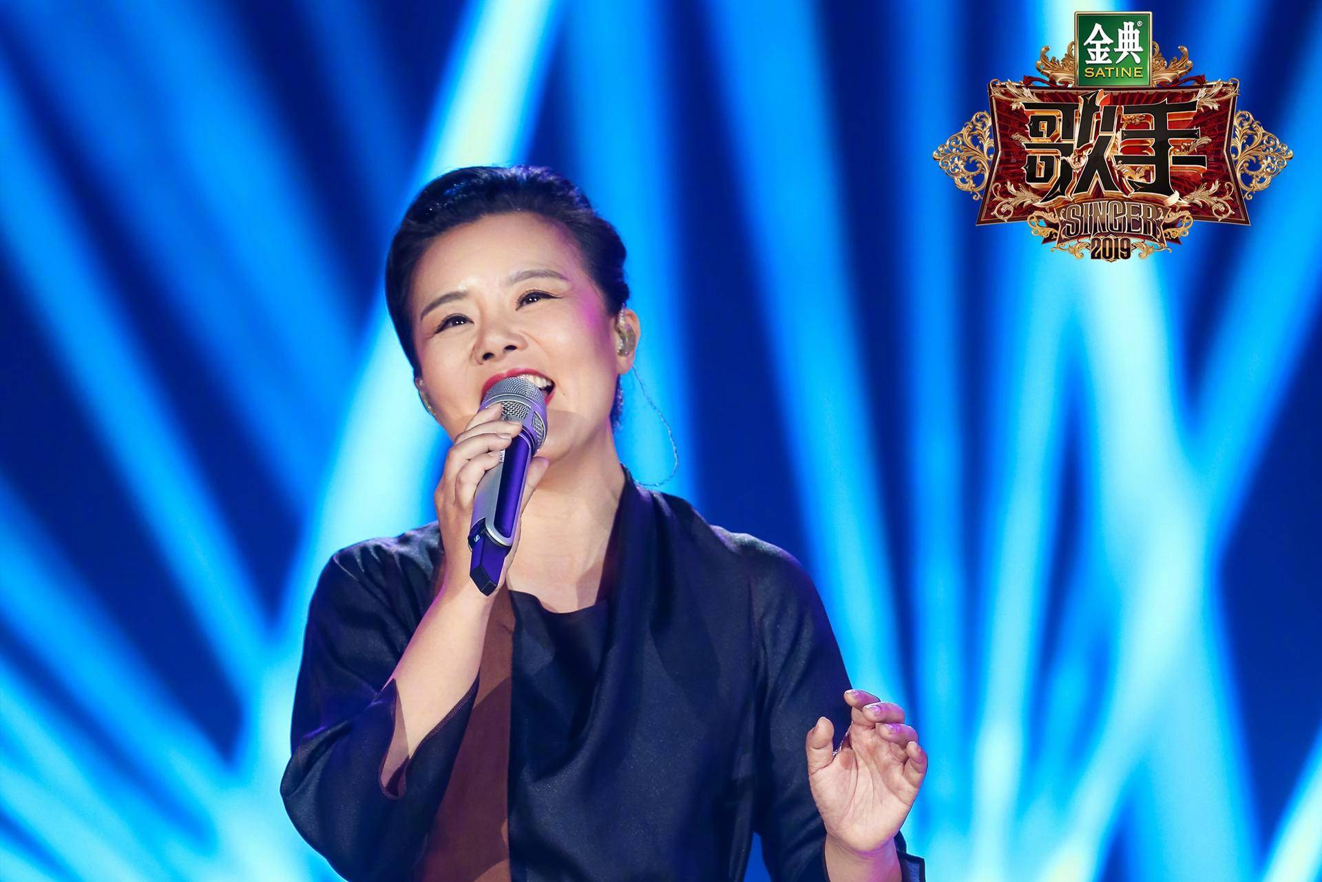 龚琳娜与韩红谁出道早,龚琳娜与韩红唱功谁好