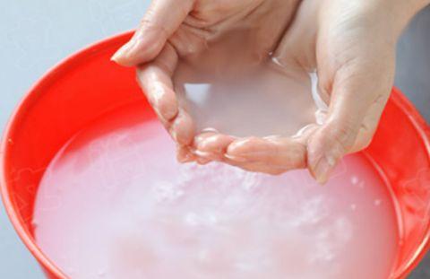 手部粗糙起皮怎么办,手特别干燥起皮粗糙小妙招