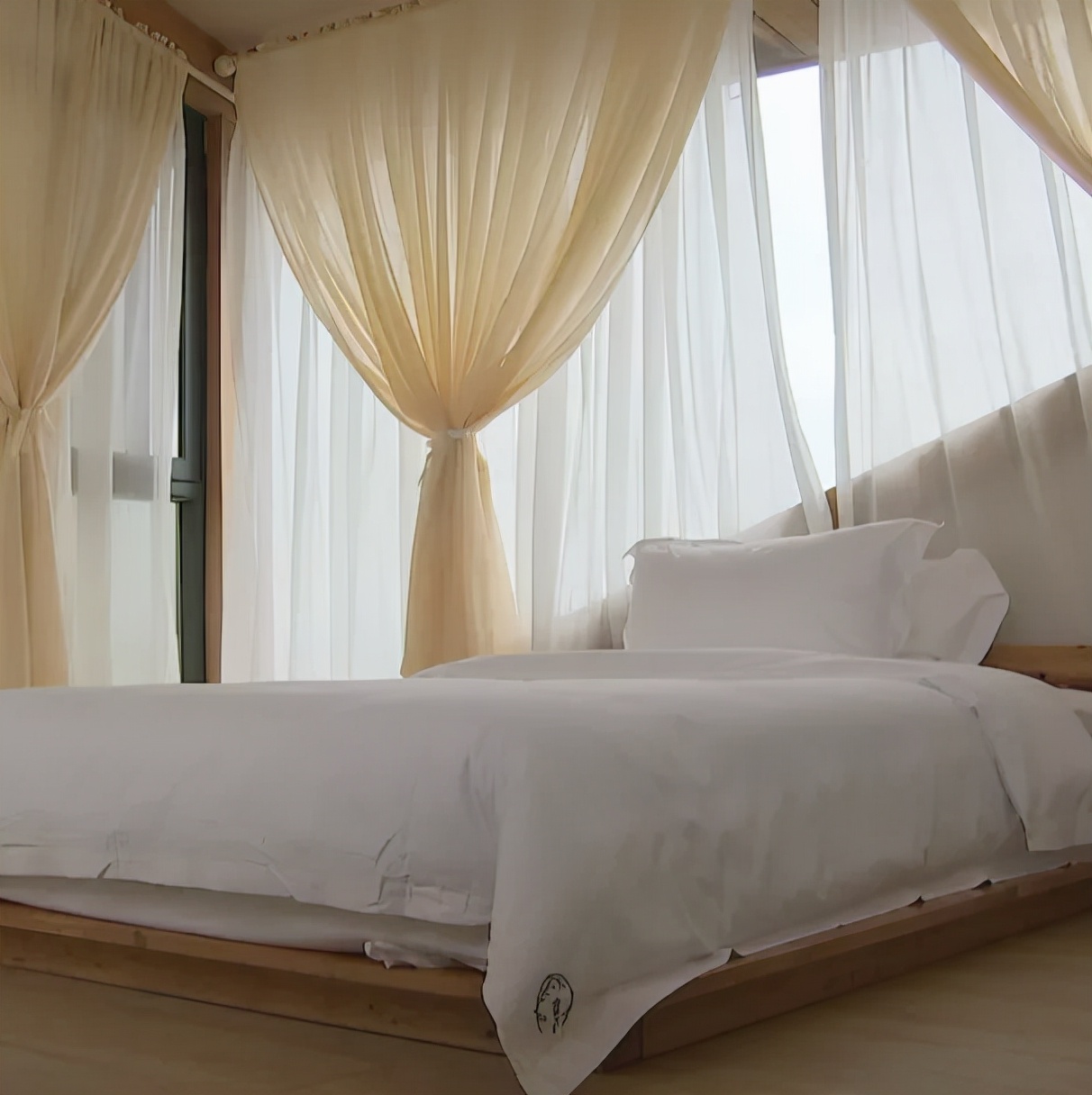 西昌回成都自驾推荐哪里中途住宿,西昌附近酒店三人间推荐住宿