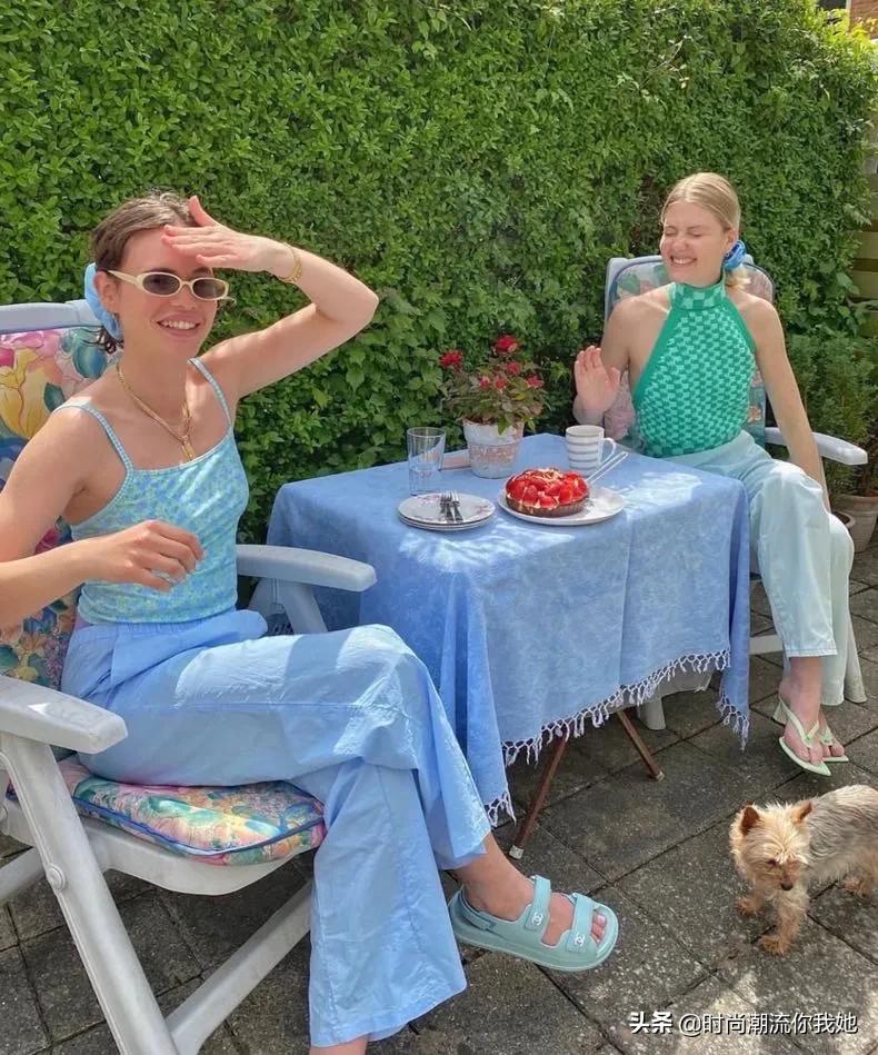 夏天穿马卡龙色系的长裤,马卡龙紫色裤子搭配