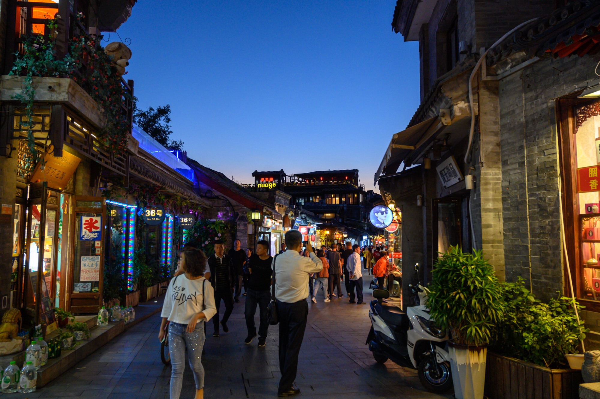 什刹海北方的水乡,什刹海的景区景点