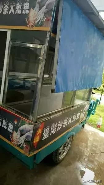 宝贝参加学校跳蚤市场活动,跳蚤市场畅销物品