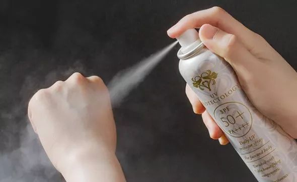 什么防晒霜擦了白又防晒,防晒霜测评真正好用的防晒霜