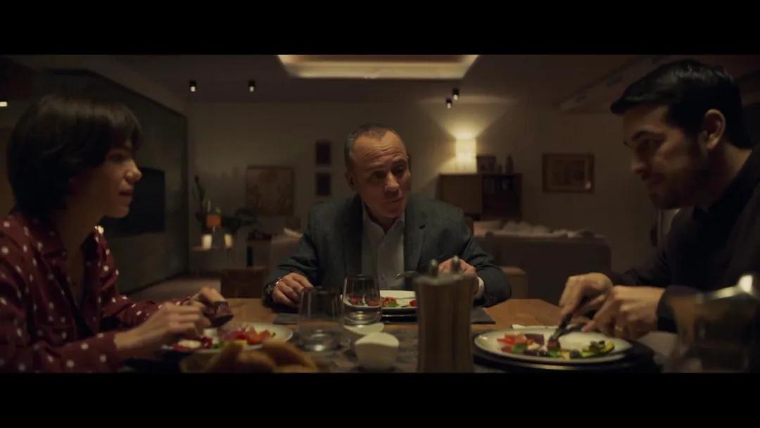 西班牙寄生虫电影推荐,西班牙寄生虫电影完整