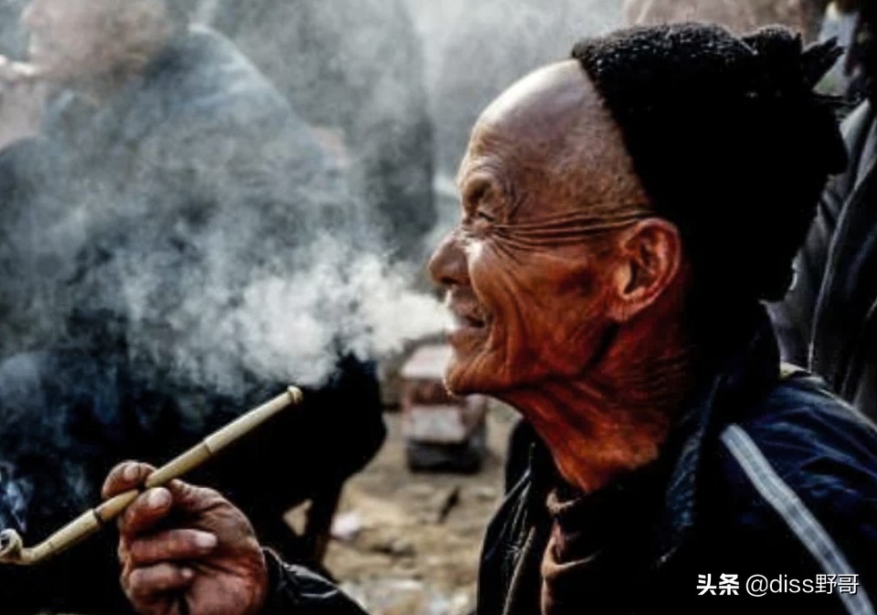 给老烟民们提个醒：这三种烟，再想抽也要管住嘴