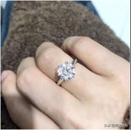 人造钻石天然钻石市场,人造钻石市场为什么火爆