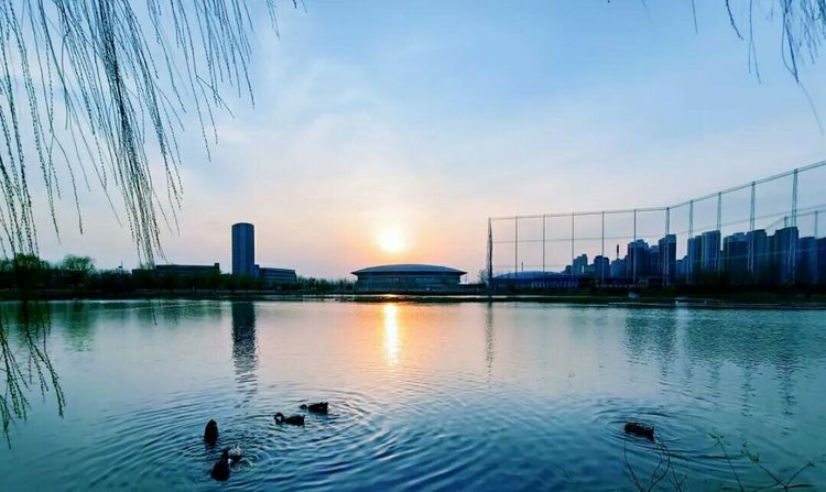 天津商业大学天津商学院,在商言商方得善终