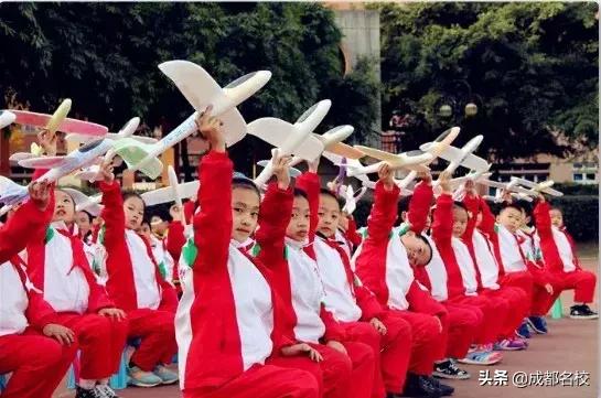 从树德博瑞到清华大学,家长认定成都这所“校风干净”的私立学校