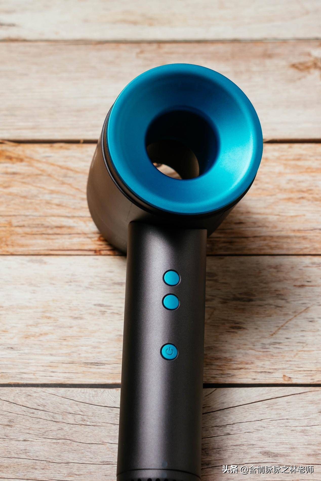 无叶电吹风推荐测评,尤勒斯电吹风效果