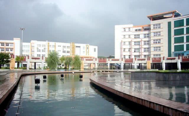 吉林市的一所优秀大学:常被误会成民办学校,实际上拥有4位院士