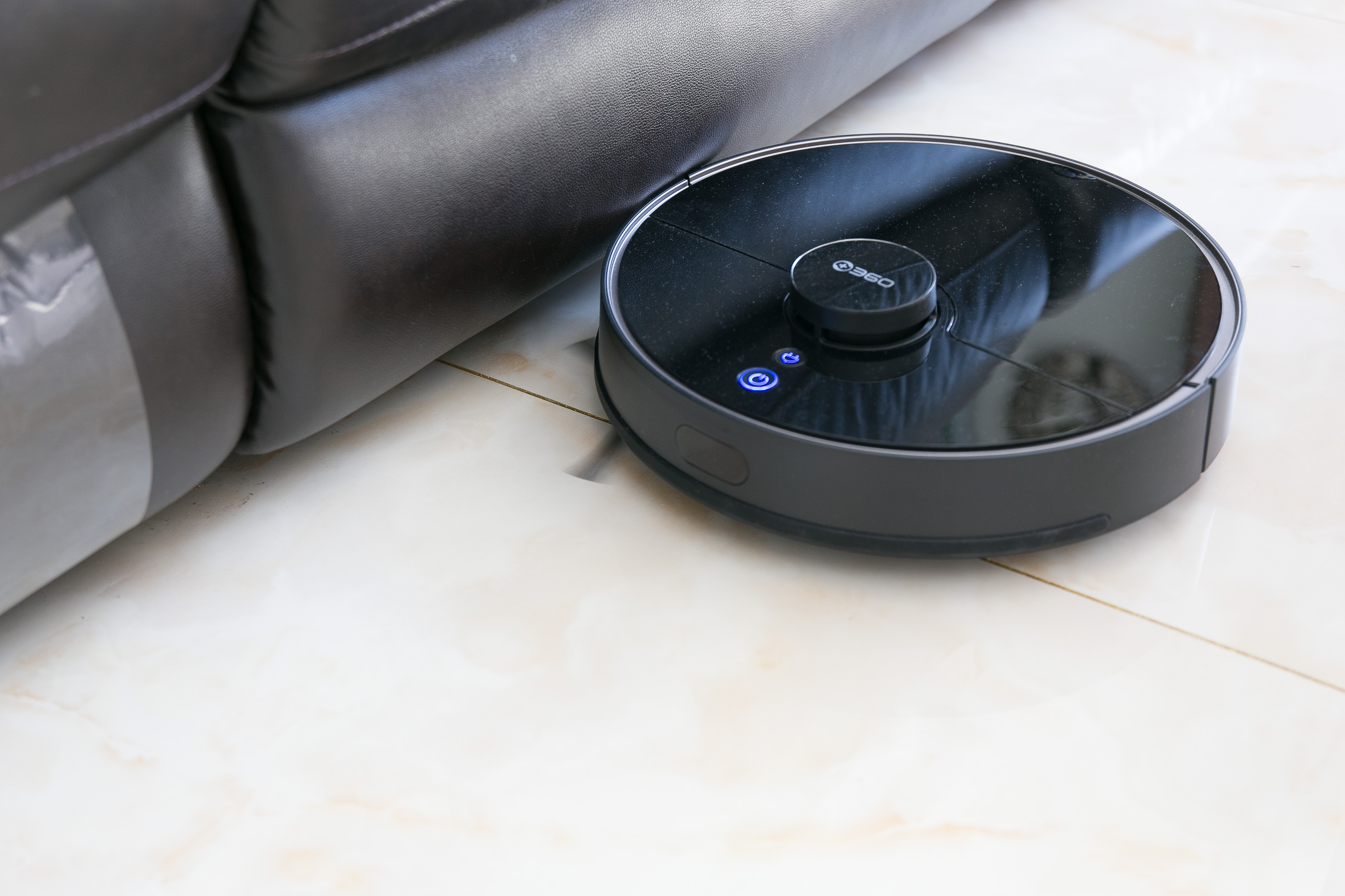 千元内扫地机器人拖地测评,360扫地机器人扫拖一体全自动