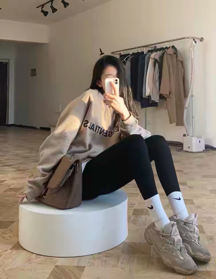 必不可少的鲨鱼裤,明星鲨鱼裤