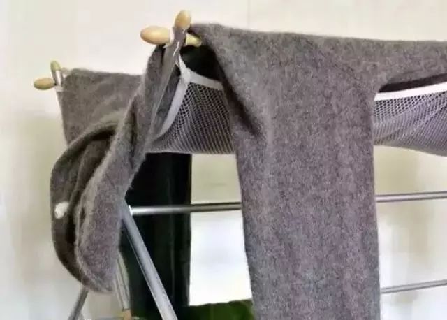 换季整理清洗外套羽绒服,夏季大衣羽绒服怎么洗干净