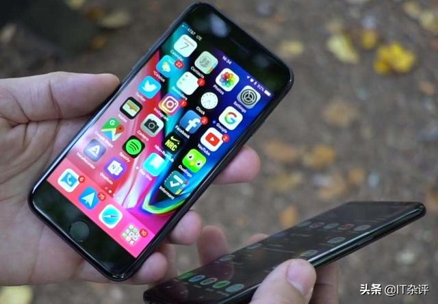 iphone8p与xsmax哪个更值得入手,iphone8p还值得入手吗