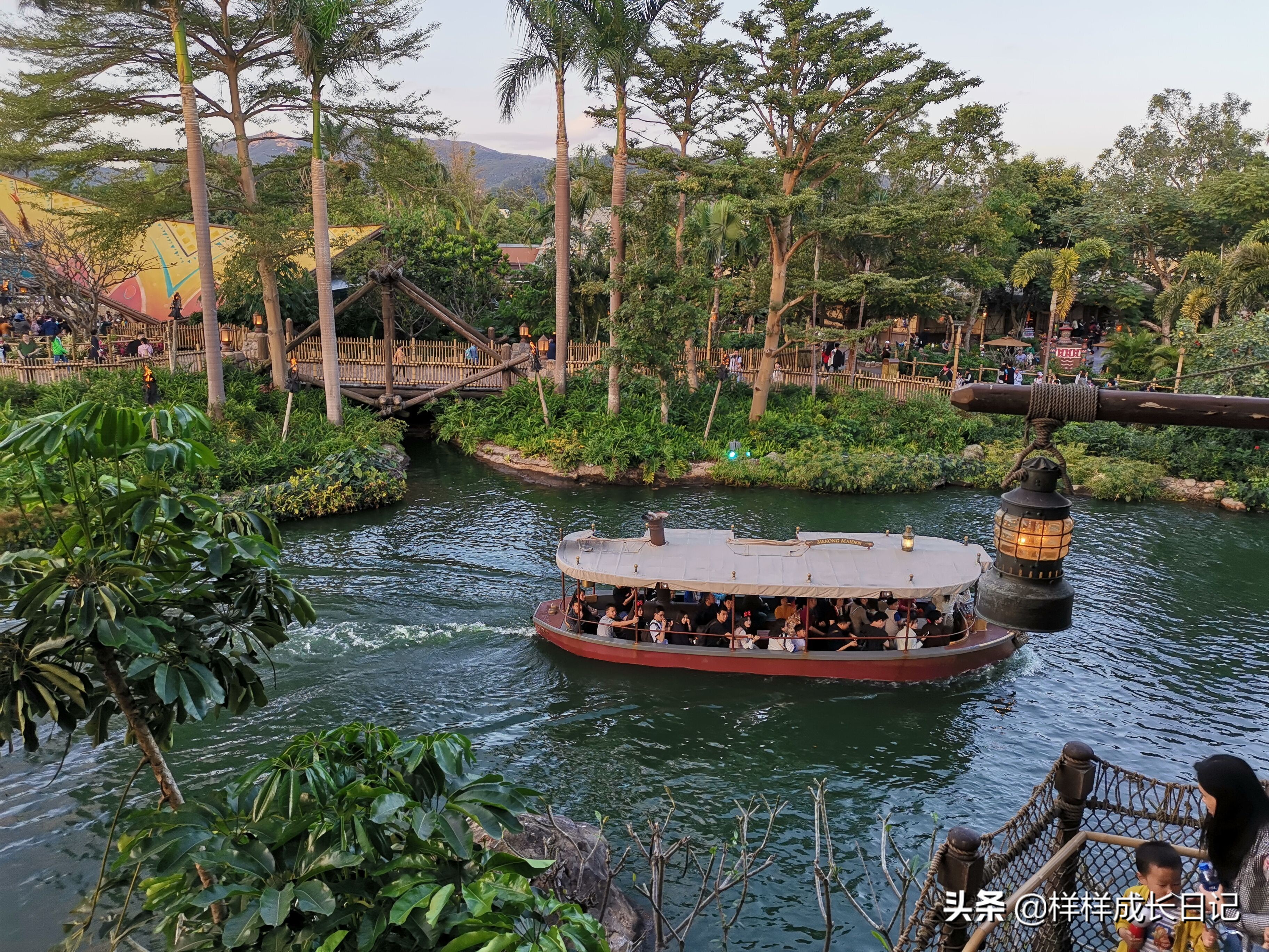 香港迪士尼旅游攻略详细 (香港迪士尼一日游必玩项目)