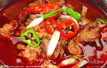 正宗脆皮狗肉鲜香脆嫩,红烧狗肉肉嫩味香令人回味无穷