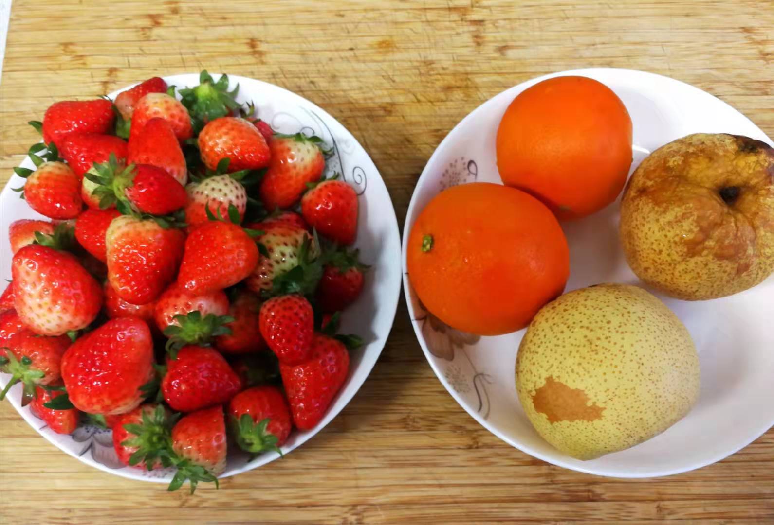 草莓酱怎么吃比较好吃,草莓酱和酸奶能一起吃吗