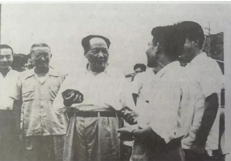 毛*东泽**平生视察过的唯一铁矿山——铁山