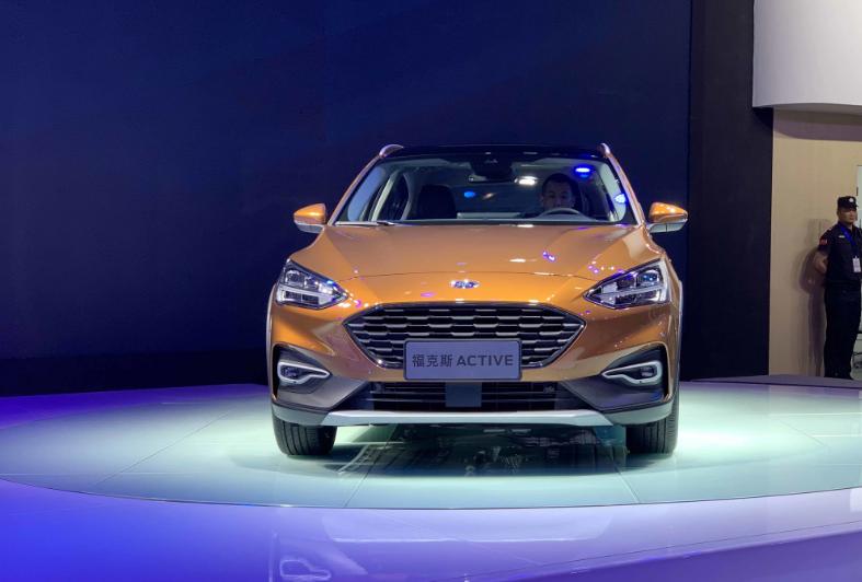 福特再亮王牌，变速箱动力衔接平顺给力，可惜三缸机成败笔