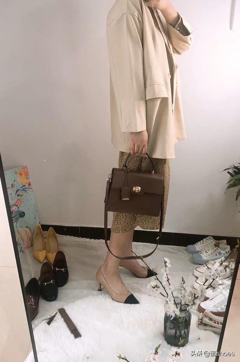 百丽女鞋最新款是哪一款,百丽女鞋凉鞋最新款