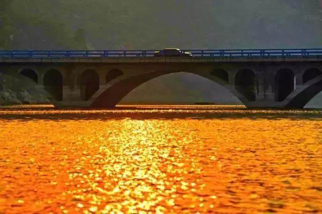 别去丽江了！北京出发只有3站，不到60块，就有一座三千年古城！