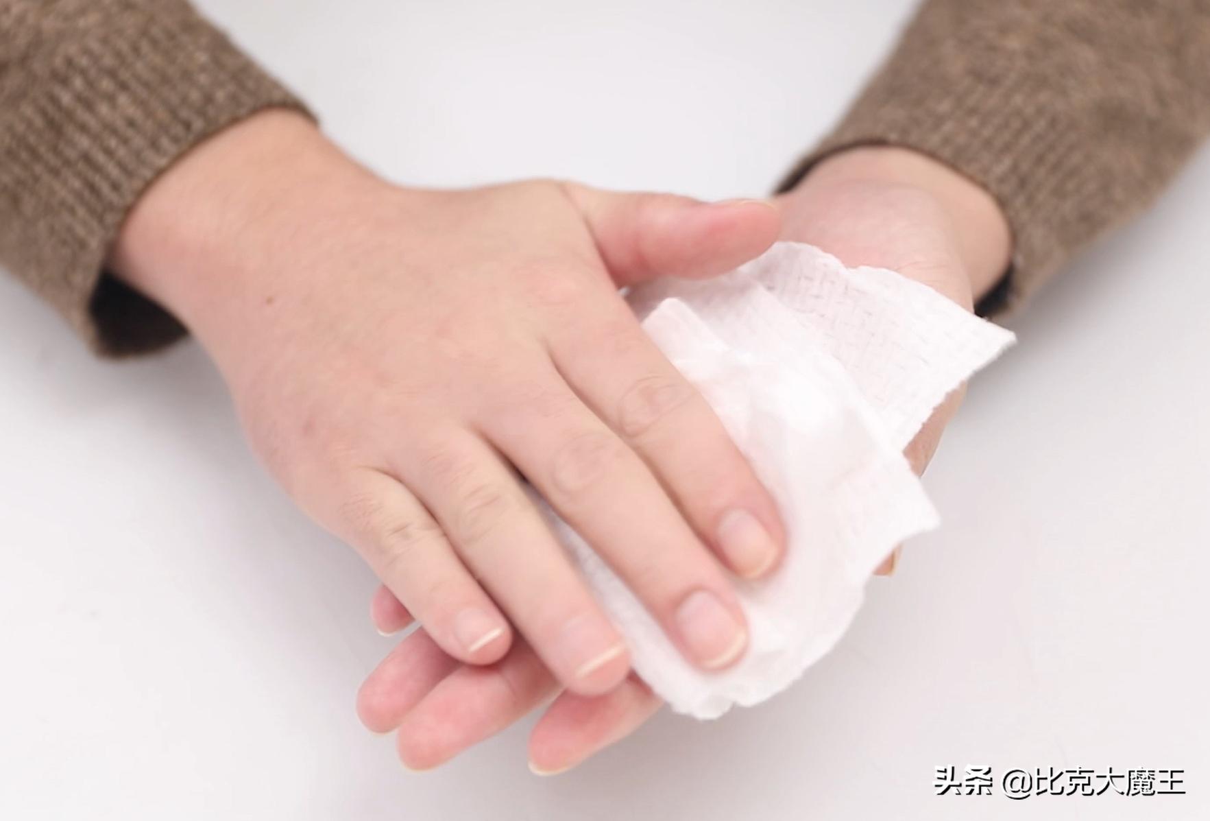 金首饰的正确清洗技巧,金首饰长期佩戴如何去污