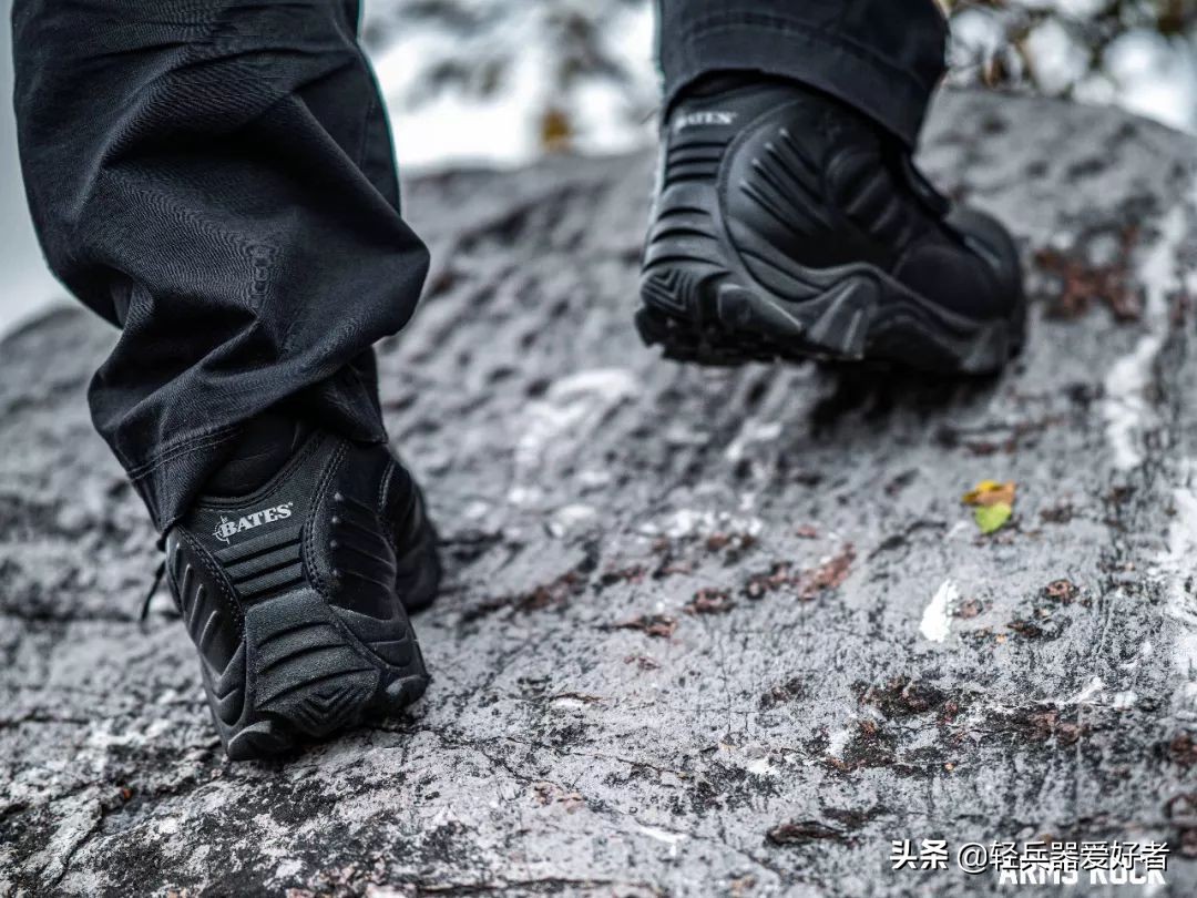 军靴适合下雨天穿吗,军靴穿得舒服吗