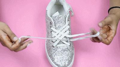 夏天鞋带这样系好穿又时髦,把鞋带怎么绑更紧