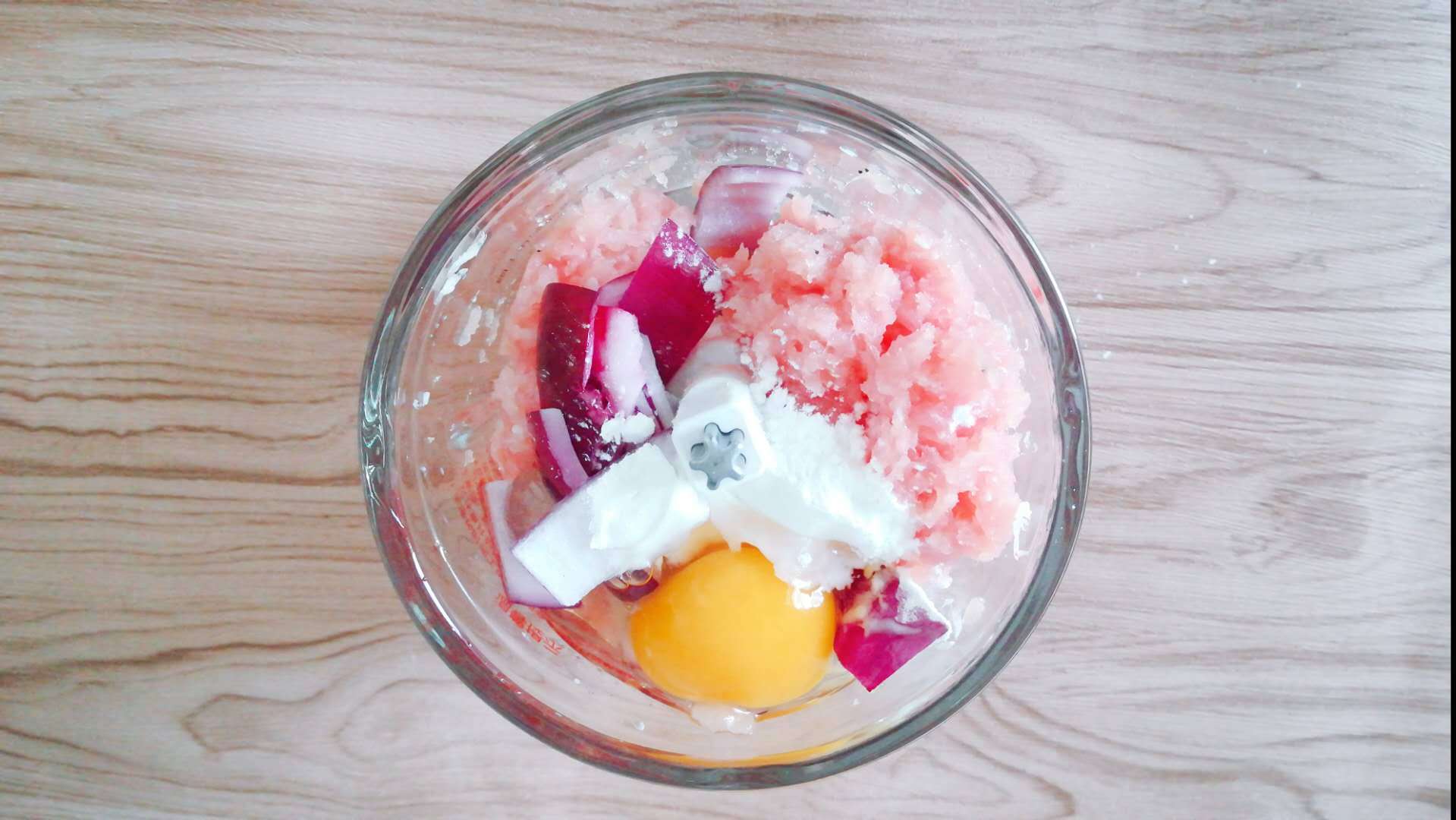 肉怎么给宝宝做好消化简单点的,宝宝吃肉还不长肉怎么办