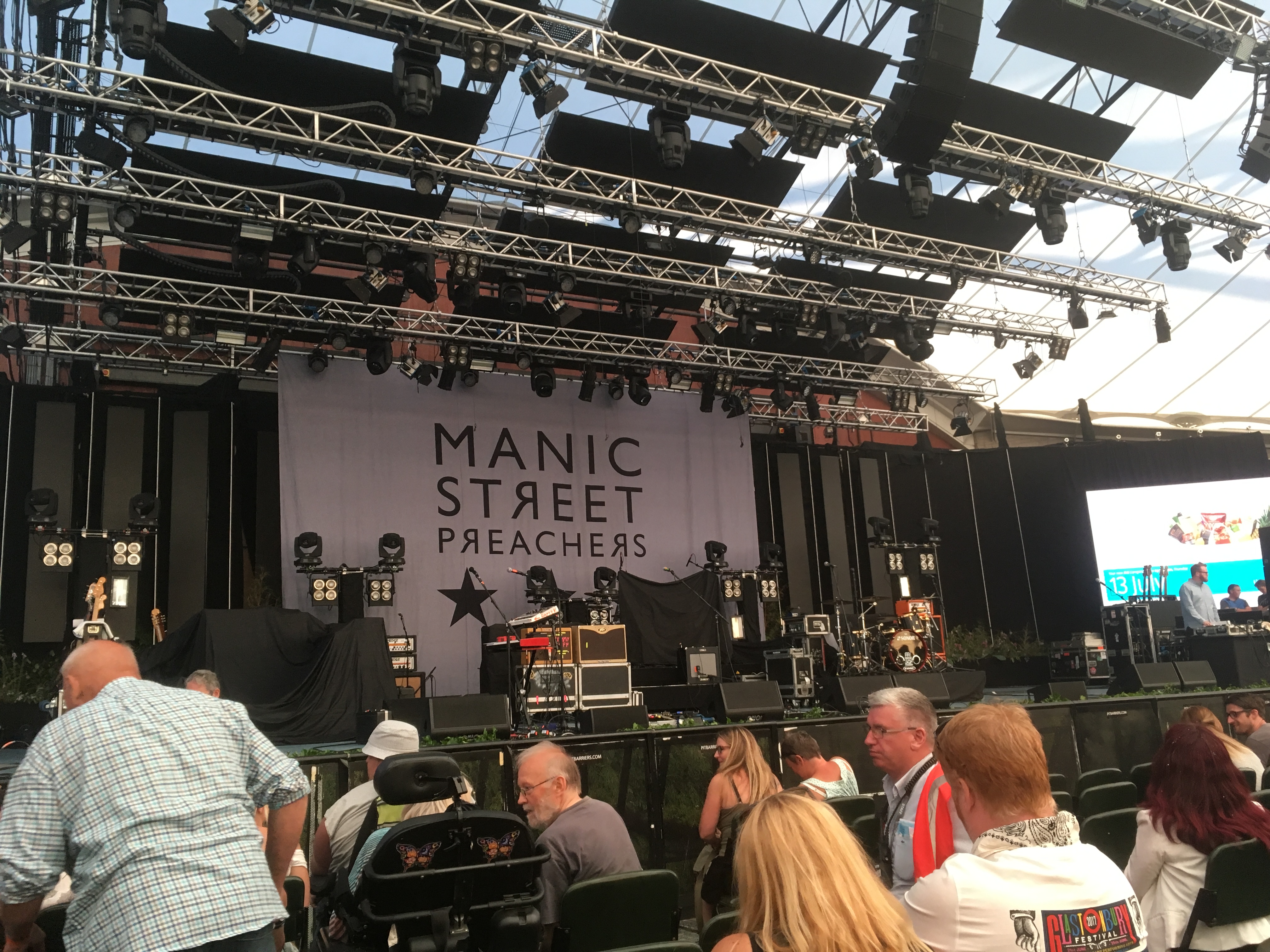 万水千山遇见你,万水千山与你相遇dj