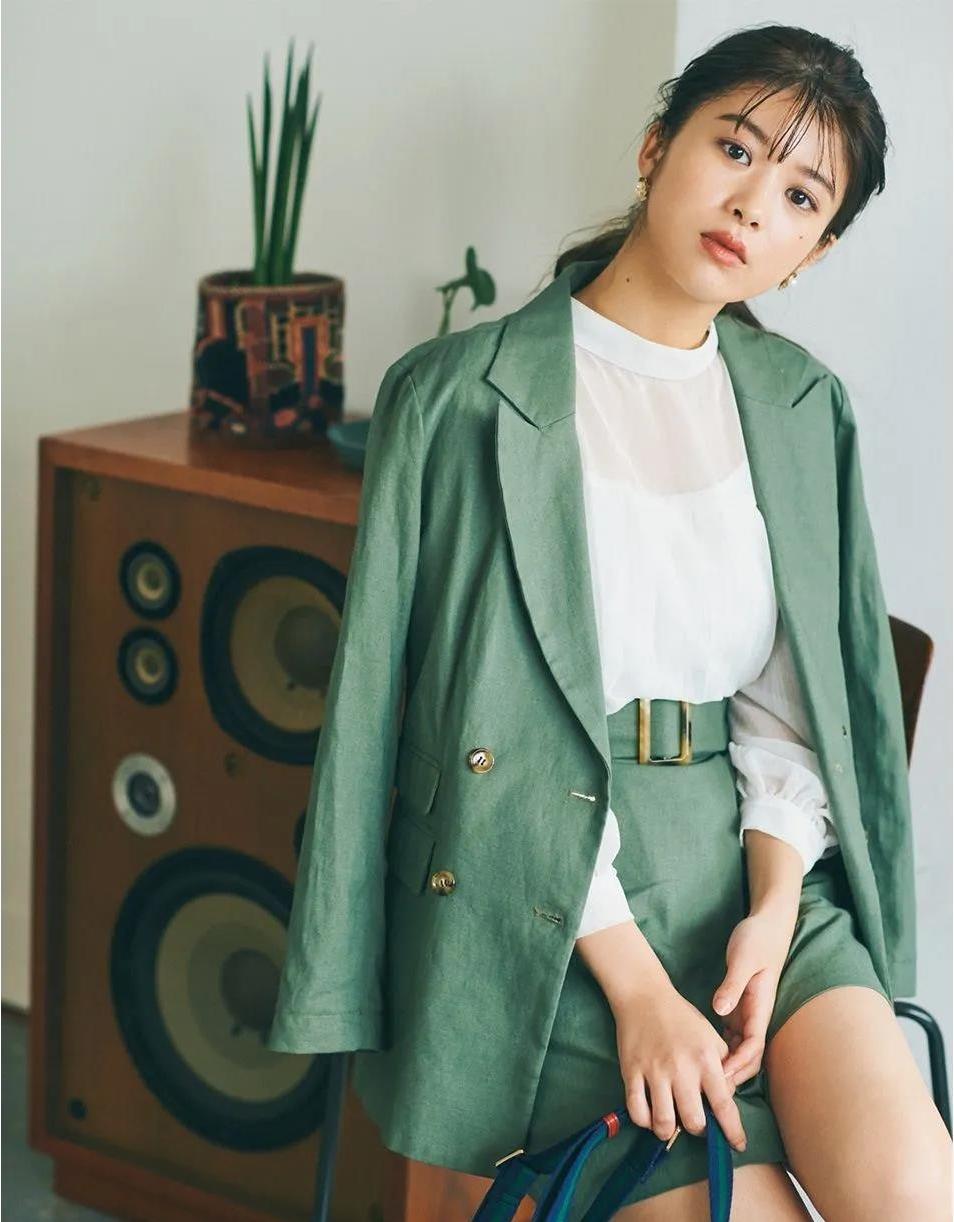 35-45岁女性随性穿搭夏天,时尚穿搭70后女人别穿太单调