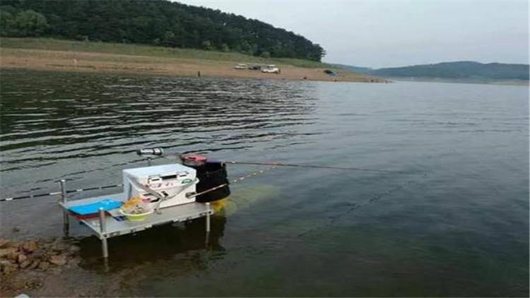 大鱼上钩最简单的方法,大鱼上钩怎么防止脱钩