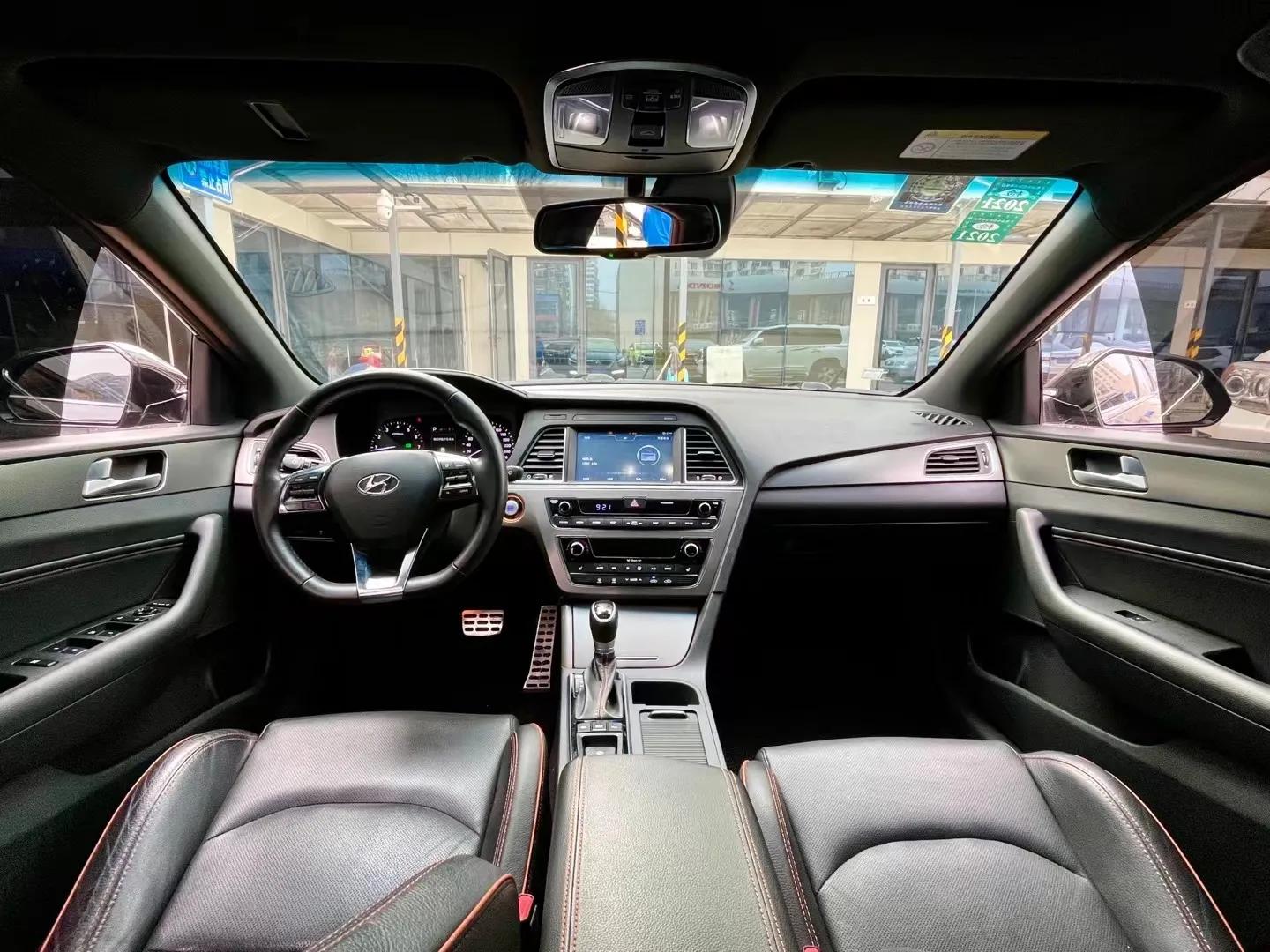 2015年现代索九1.6t,2015款现代索91.6t尊贵