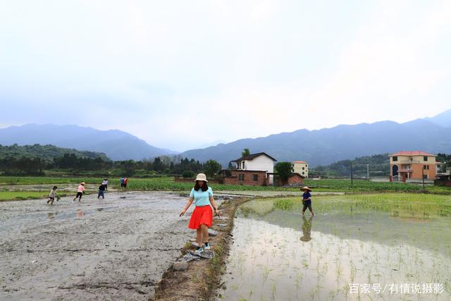 五一旅拍途中,我竟然在这山里当了“耕夫”